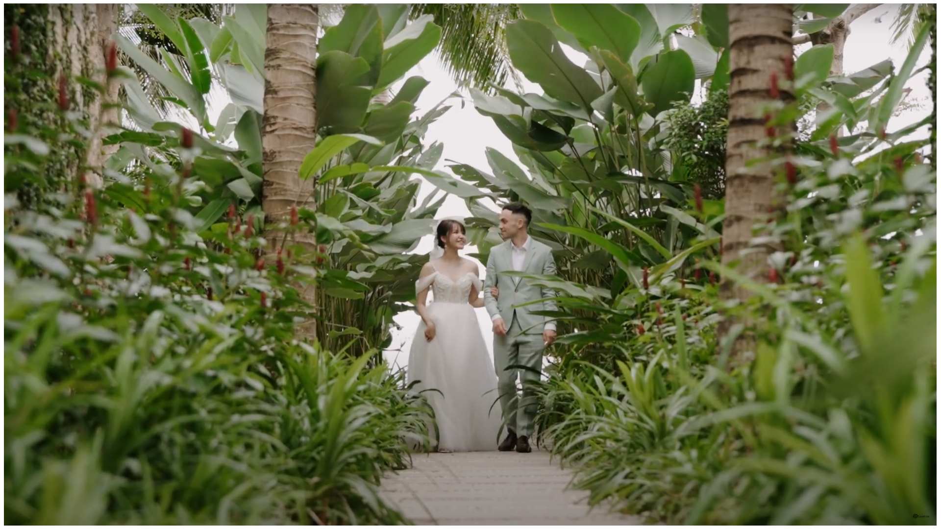 Wedding Film Quỳnh Anh & Mark | CineFilm